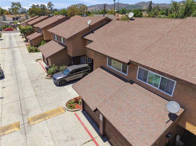 229 S Palm Avenue, Santa Paula, CA 93060