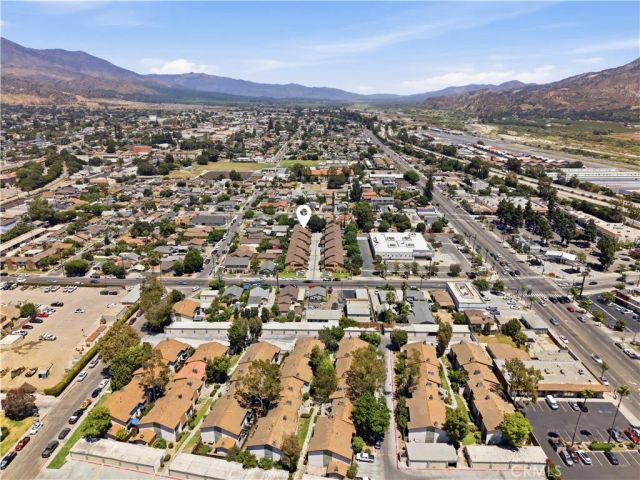 229 S Palm Avenue, Santa Paula, CA 93060
