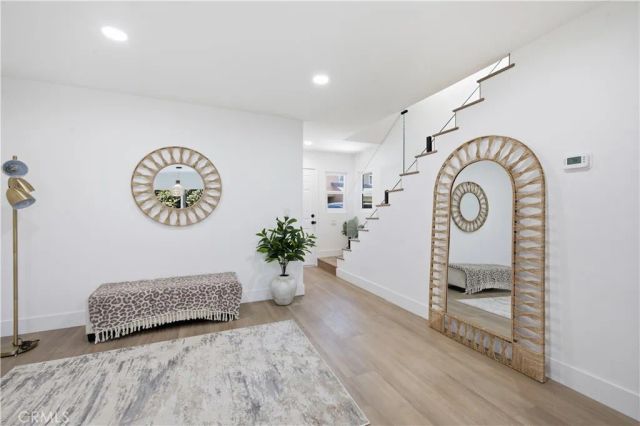 229 S Palm Avenue, Santa Paula, CA 93060