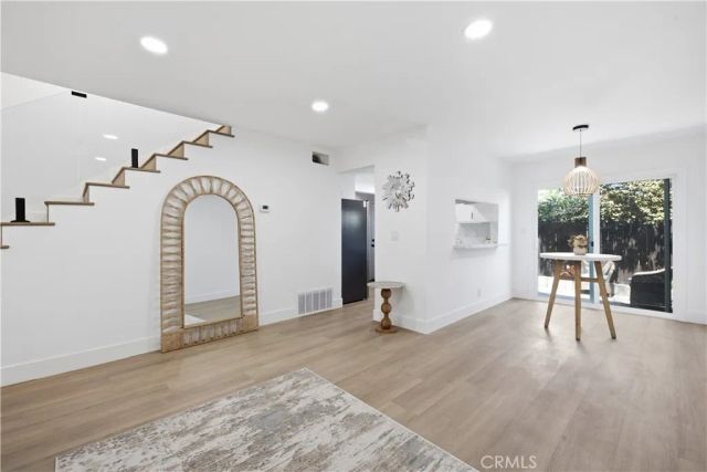 229 S Palm Avenue, Santa Paula, CA 93060