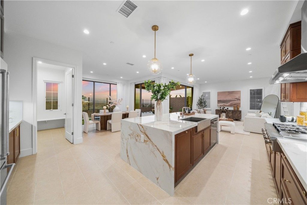 149 Summerland, Irvine, CA 92602 — exterior