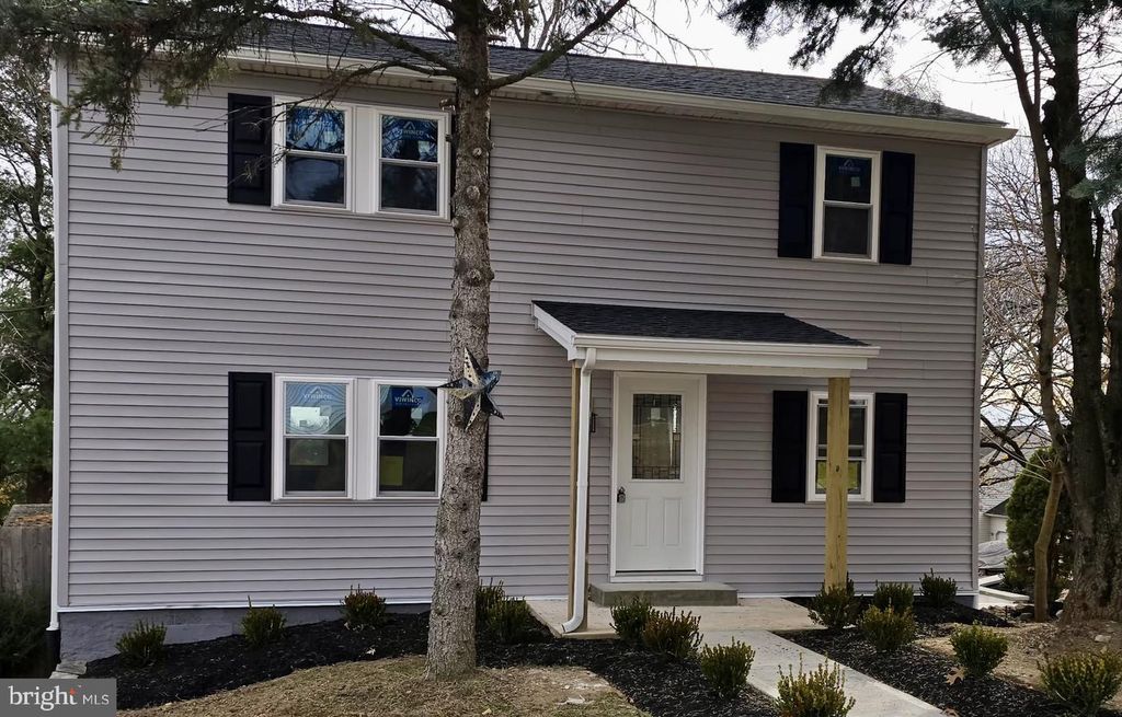 308 HILLSIDE AVE, Norristown, PA 19403