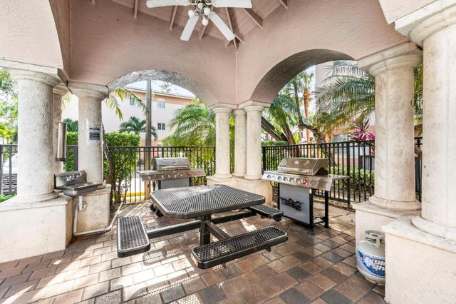 2005 SE 10th Avenue 410, Fort Lauderdale, FL 33316