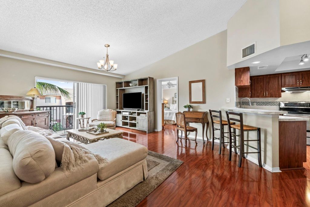 2005 SE 10th Avenue 410, Fort Lauderdale, FL 33316