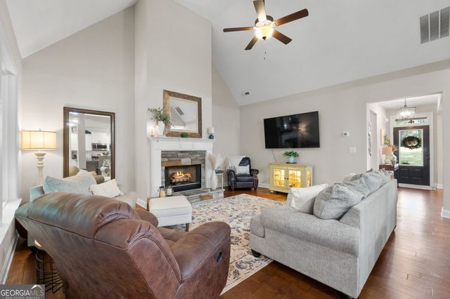 210 Hidden Falls Wlk, Griffin, GA 30224