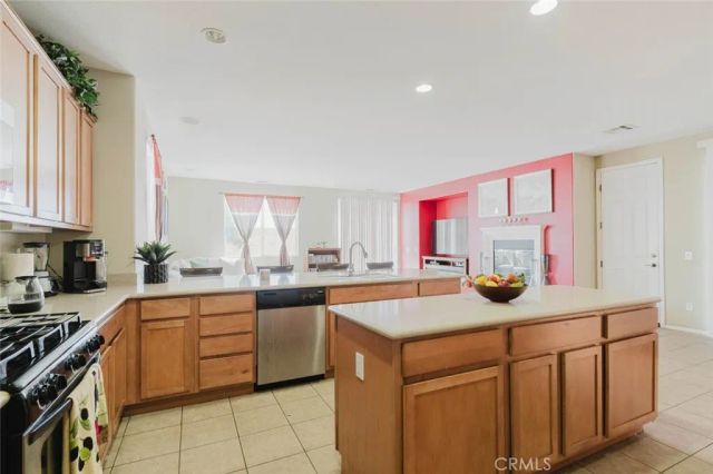 38024 Aidea, Palmdale, CA 93552