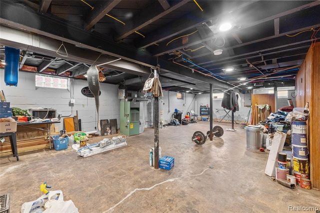 7278 Stout Street, Detroit, MI 48228