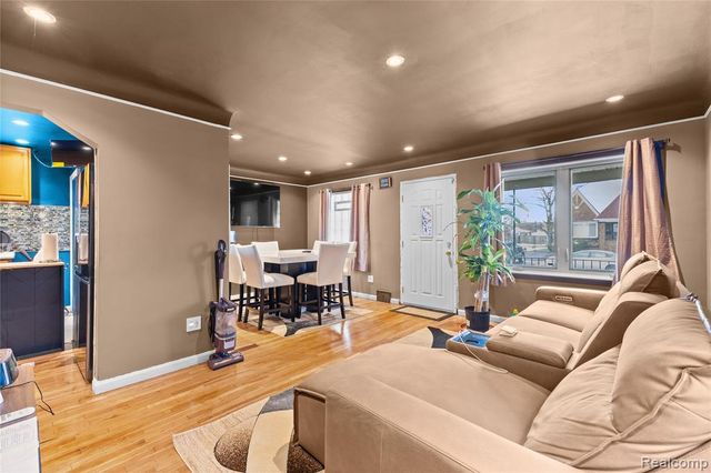 7278 Stout Street, Detroit, MI 48228