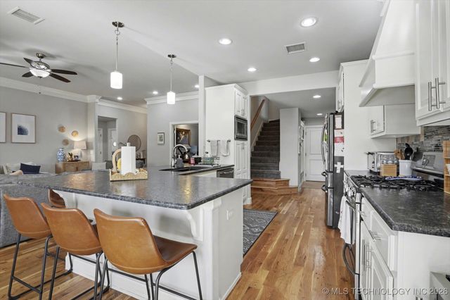 7608 E 82nd Place N, Owasso, OK 74055