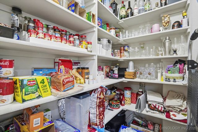 7608 E 82nd Place N, Owasso, OK 74055