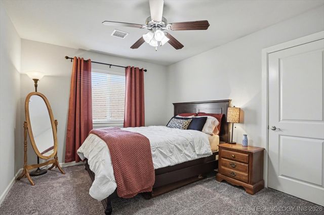 7608 E 82nd Place N, Owasso, OK 74055