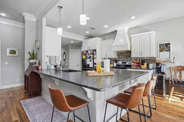 7608 E 82nd Place N, Owasso, OK 74055