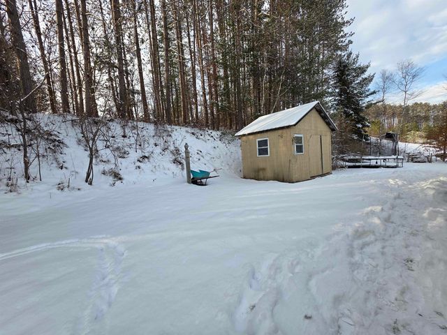 138 Pine Ridge Circle, Lyndon, VT 05851