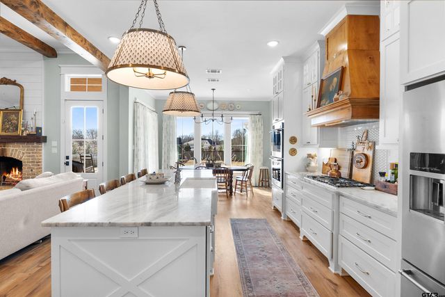 20247 Deer Hollow Dr, Bullard, TX 75757