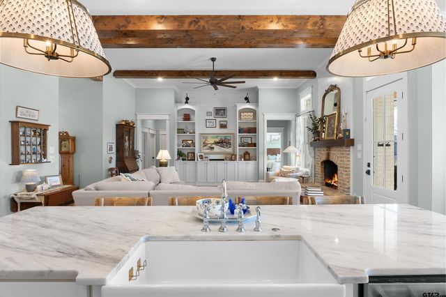 20247 Deer Hollow Dr, Bullard, TX 75757