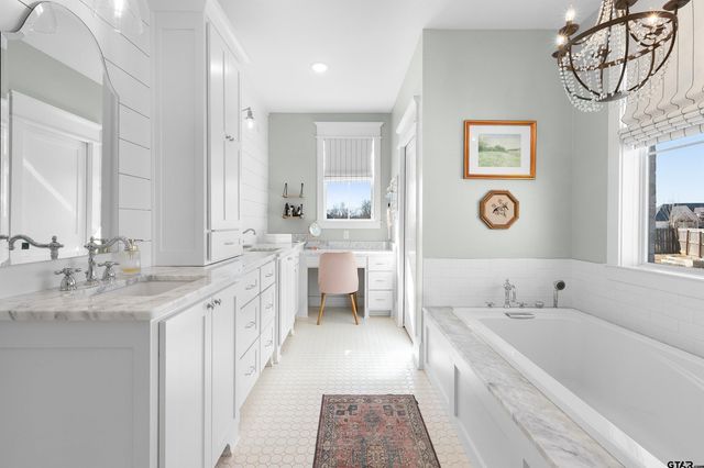 20247 Deer Hollow Dr, Bullard, TX 75757