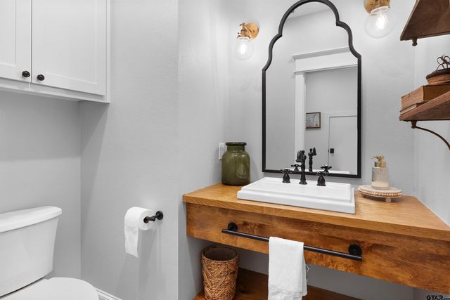 20247 Deer Hollow Dr, Bullard, TX 75757