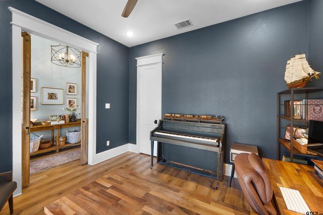 20247 Deer Hollow Dr, Bullard, TX 75757