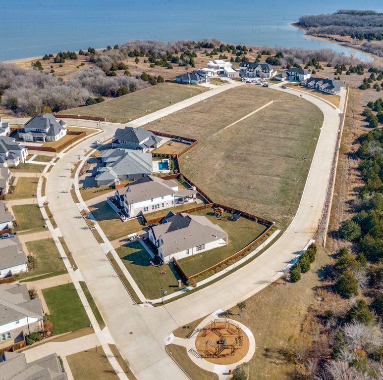 2015 April Dew Way, Wylie, TX 75098