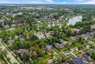 852 Puritan Avenue, Birmingham, MI 48009