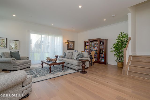 12 Linder Court 186, Middletown, NJ 07748