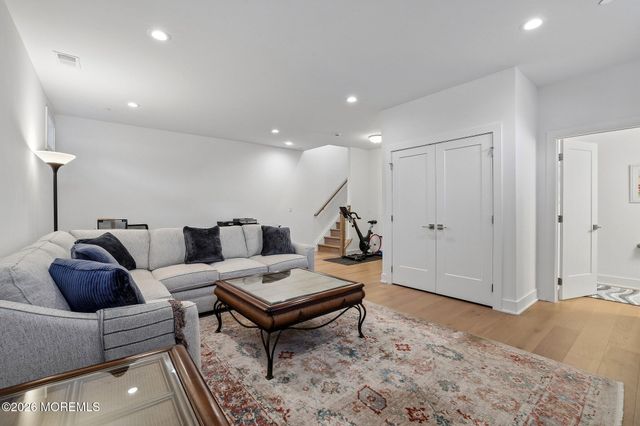 12 Linder Court 186, Middletown, NJ 07748