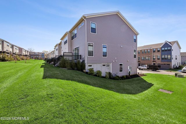 12 Linder Court 186, Middletown, NJ 07748