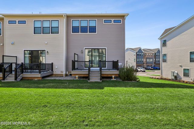 12 Linder Court 186, Middletown, NJ 07748