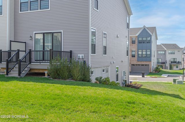 12 Linder Court 186, Middletown, NJ 07748