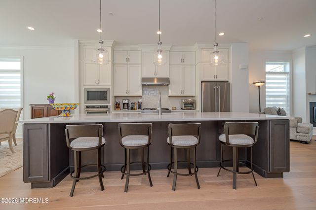 12 Linder Court 186, Middletown, NJ 07748