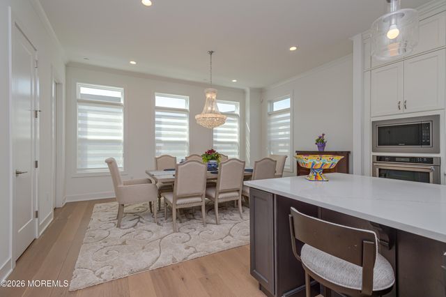 12 Linder Court 186, Middletown, NJ 07748