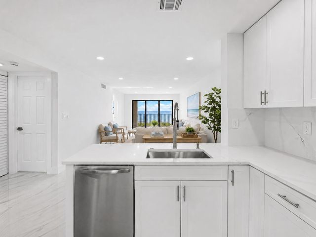 7420 S Ocean Drive 314, Jensen Beach, FL 34957