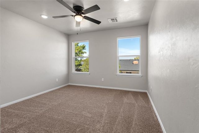 810 Chateau Court, Kingfisher, OK 73750