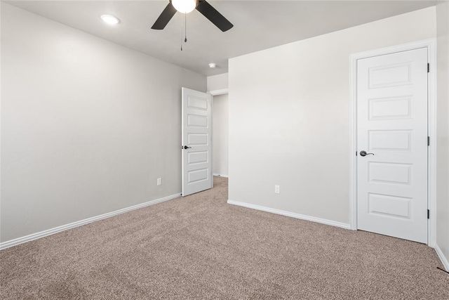 810 Chateau Court, Kingfisher, OK 73750