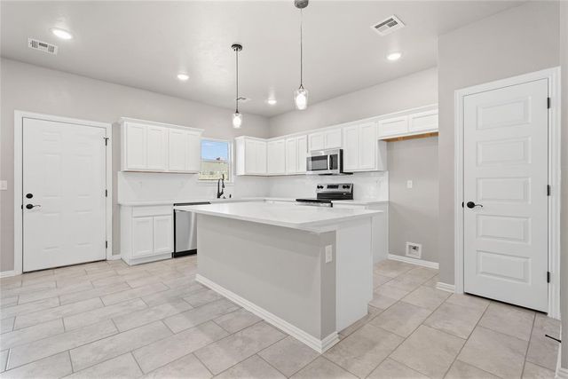 810 Chateau Court, Kingfisher, OK 73750