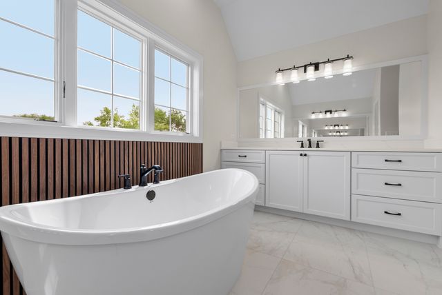 120 W Sauk Trail, Frankfort, IL 60423