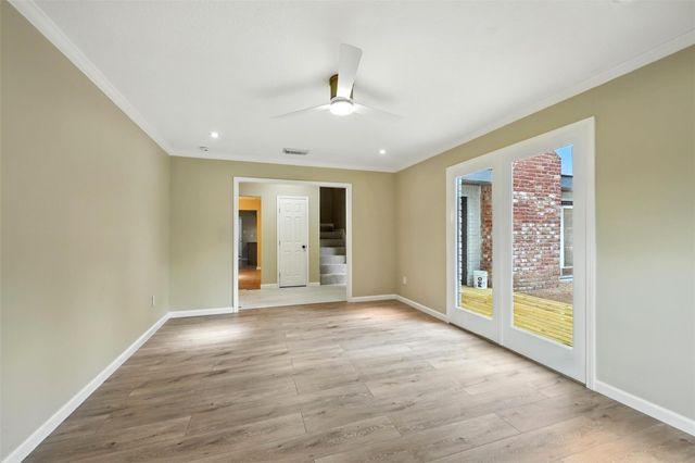 11726 Gardenglen Drive, Houston, TX 77070