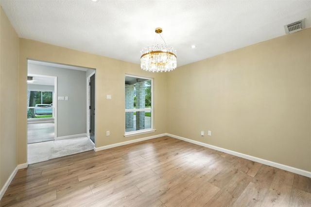 11726 Gardenglen Drive, Houston, TX 77070