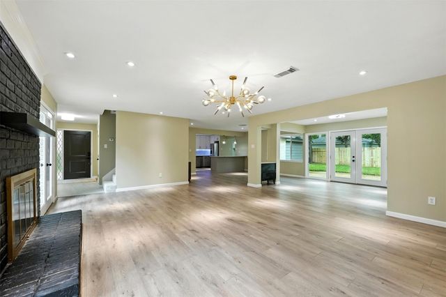 11726 Gardenglen Drive, Houston, TX 77070