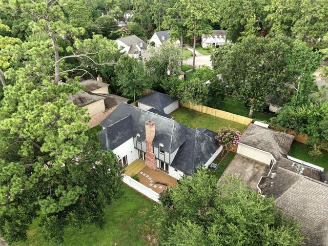 11726 Gardenglen Drive, Houston, TX 77070