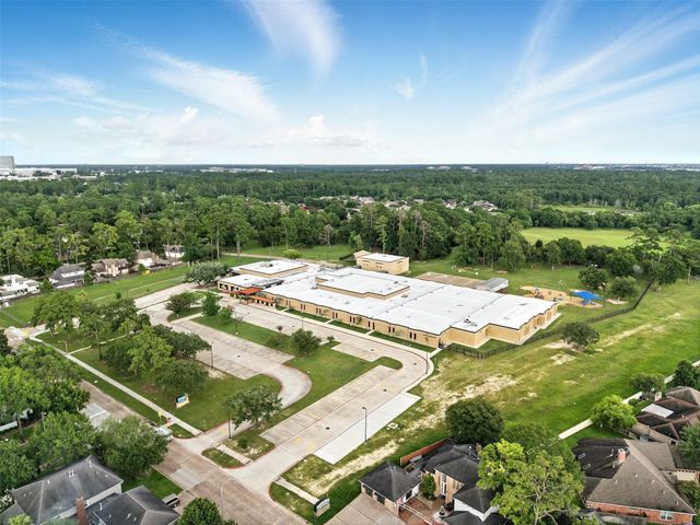 11726 Gardenglen Drive, Houston, TX 77070