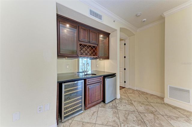 5200 MANORWOOD DRIVE 2D, Sarasota, FL 34235
