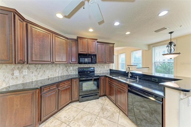 5200 MANORWOOD DRIVE 2D, Sarasota, FL 34235