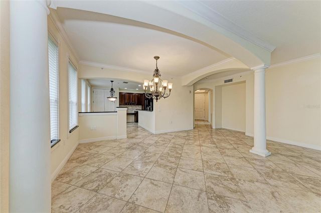 5200 MANORWOOD DRIVE 2D, Sarasota, FL 34235
