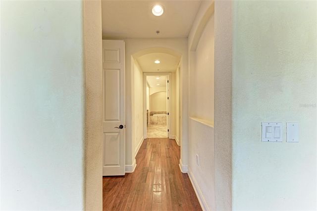 5200 MANORWOOD DRIVE 2D, Sarasota, FL 34235