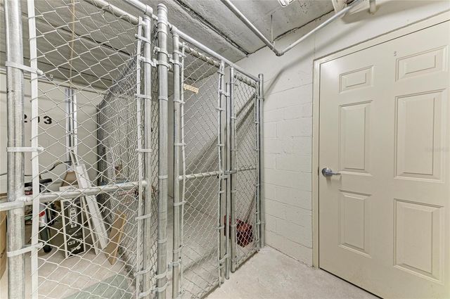 5200 MANORWOOD DRIVE 2D, Sarasota, FL 34235