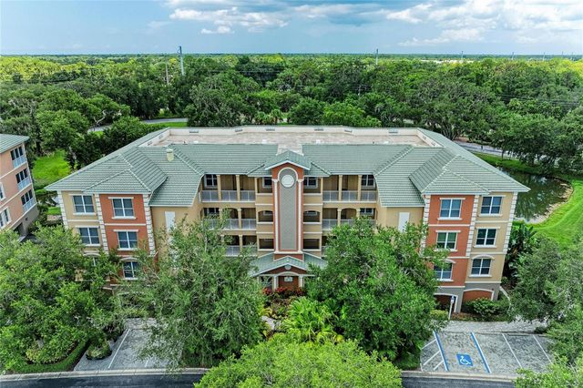 5200 MANORWOOD DRIVE 2D, Sarasota, FL 34235