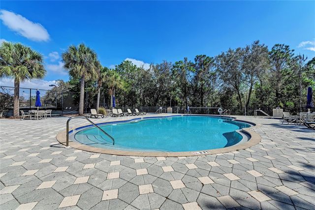 5200 MANORWOOD DRIVE 2D, Sarasota, FL 34235