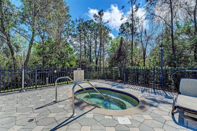 5200 MANORWOOD DRIVE 2D, Sarasota, FL 34235