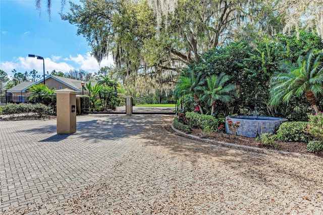 5200 MANORWOOD DRIVE 2D, Sarasota, FL 34235